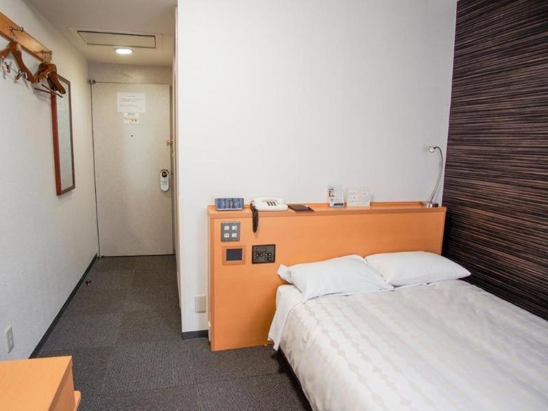Hotel Shin Osaca Quarto foto